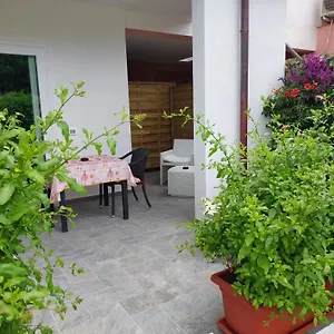 https://villa-prestige.it-tuscanyhotel.com